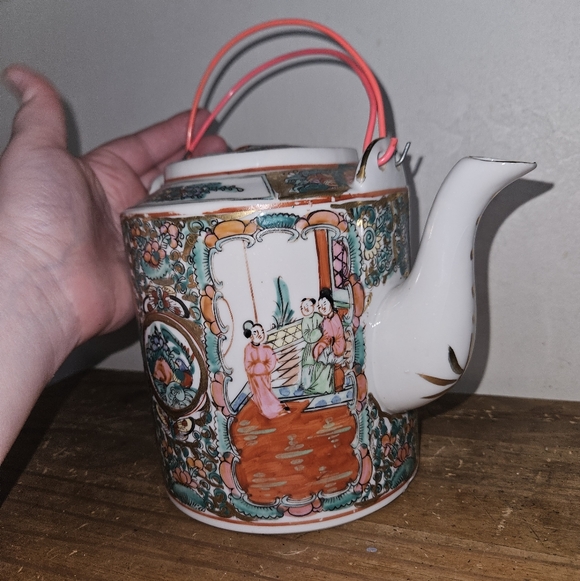 Antique Chinese Handpainted Floral Teapot No Cracks Or Chips! - Picture 2 of 7